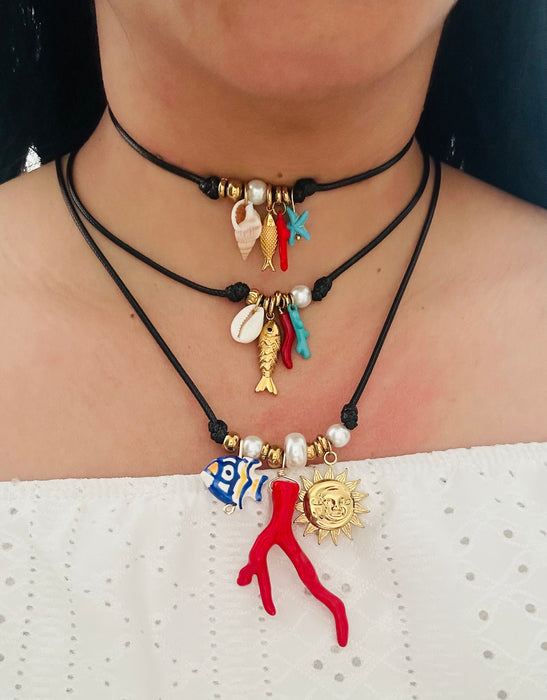 Coral • Santorini Collar • Cuero Negro