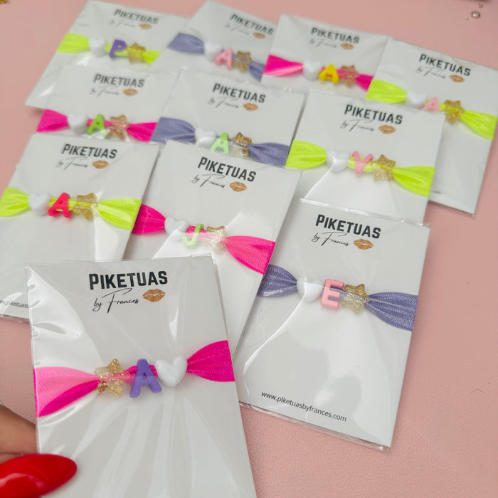 Inicial • Bracelets Girls