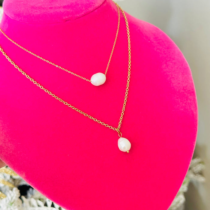 Perla + Gold chain • son individuales