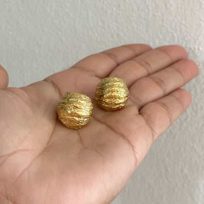 Cup Earrings Gold