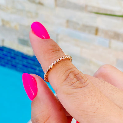 Twist Rose gold Ring