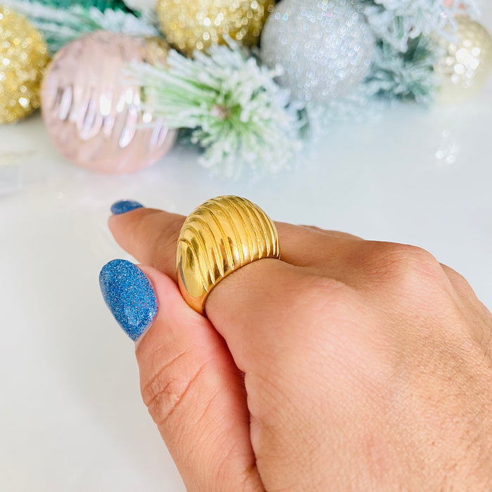 Globe Gold Ring
